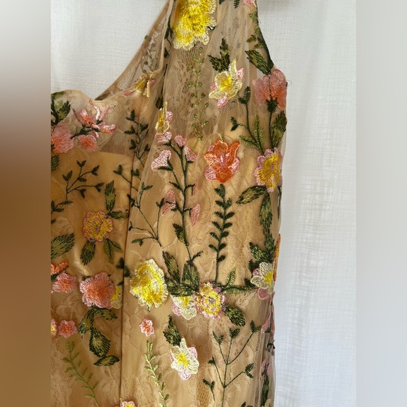 Mac Duggal One-Shoulder Embroidered Floral Gown in Pink and Yellow - Sz 14 - Picture 10 of 11